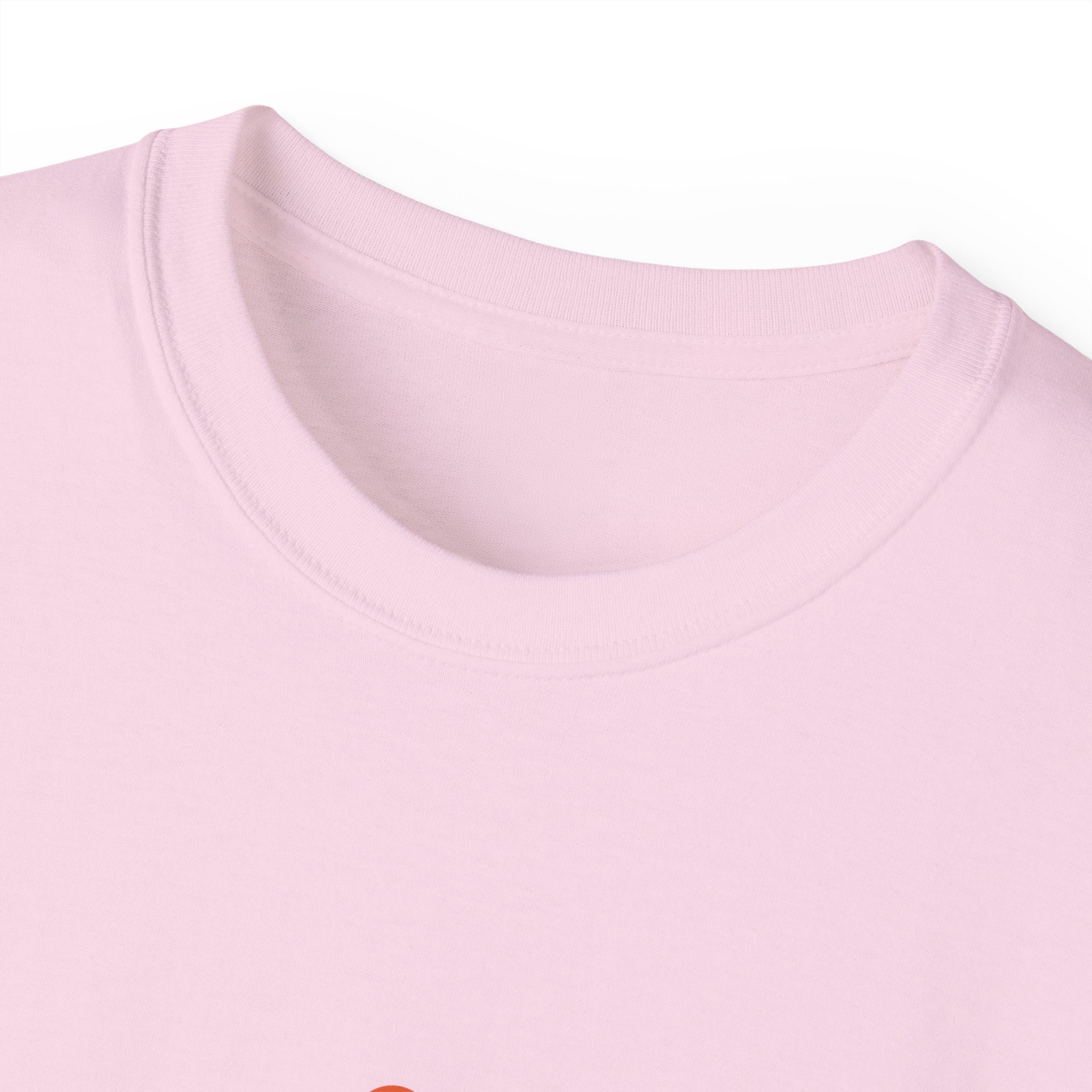 Groovy Mama Tee — Retro Flower Mother’s Day Gift