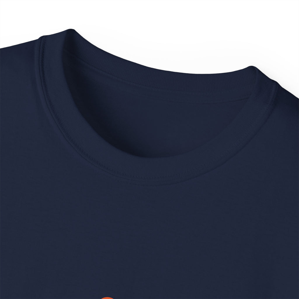 Groovy Mama Tee — Retro Flower Mother’s Day Gift
