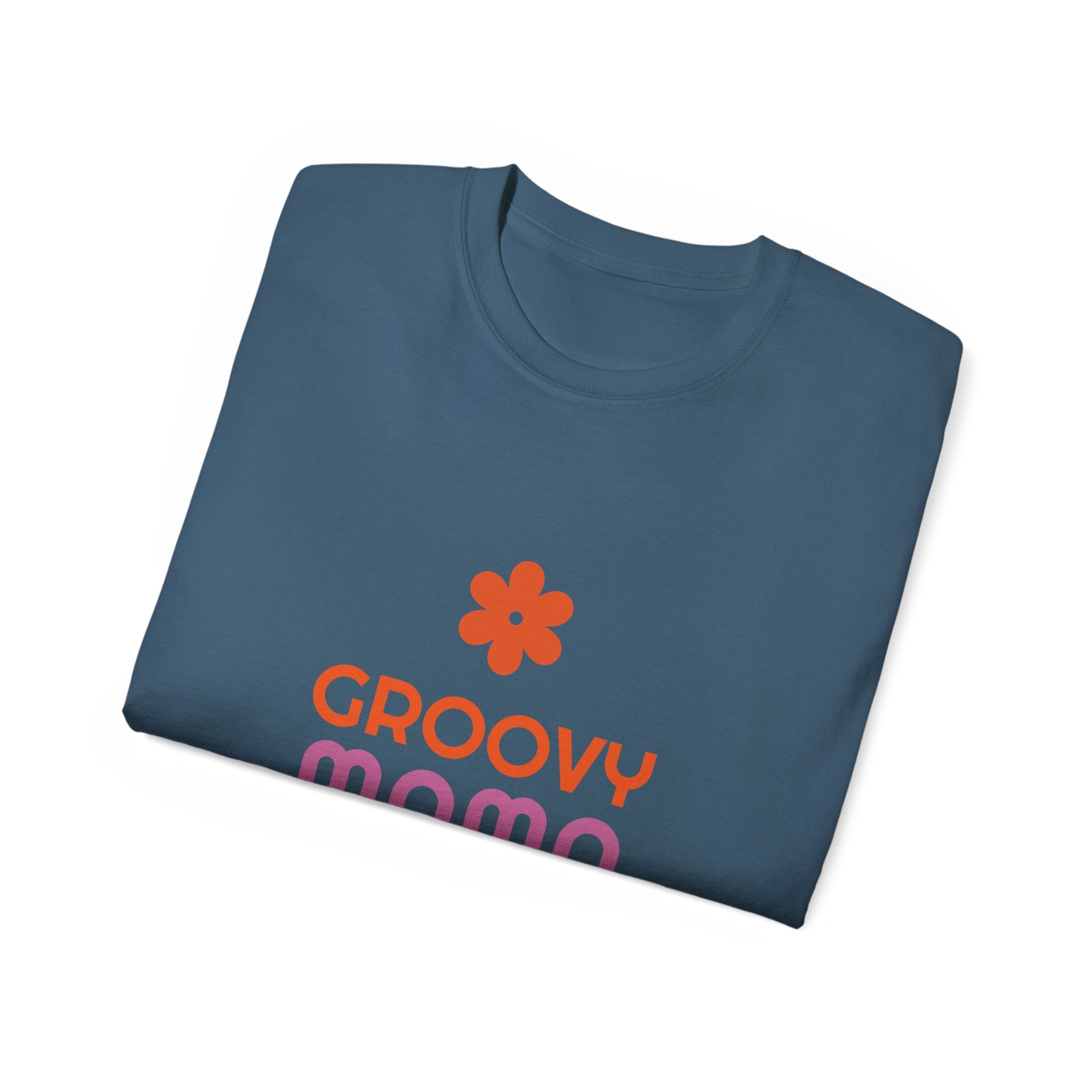 Groovy Mama Tee — Retro Flower Mother’s Day Gift