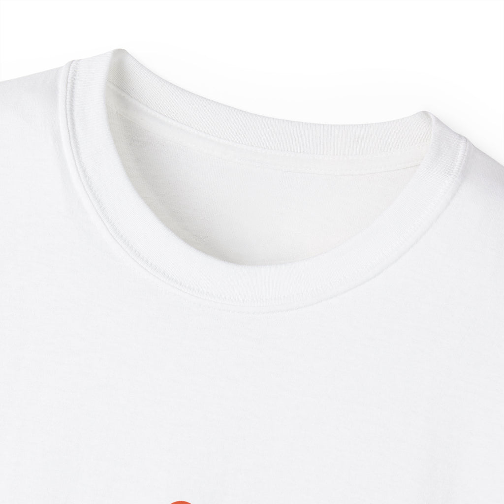 Groovy Mama Tee — Retro Flower Mother’s Day Gift